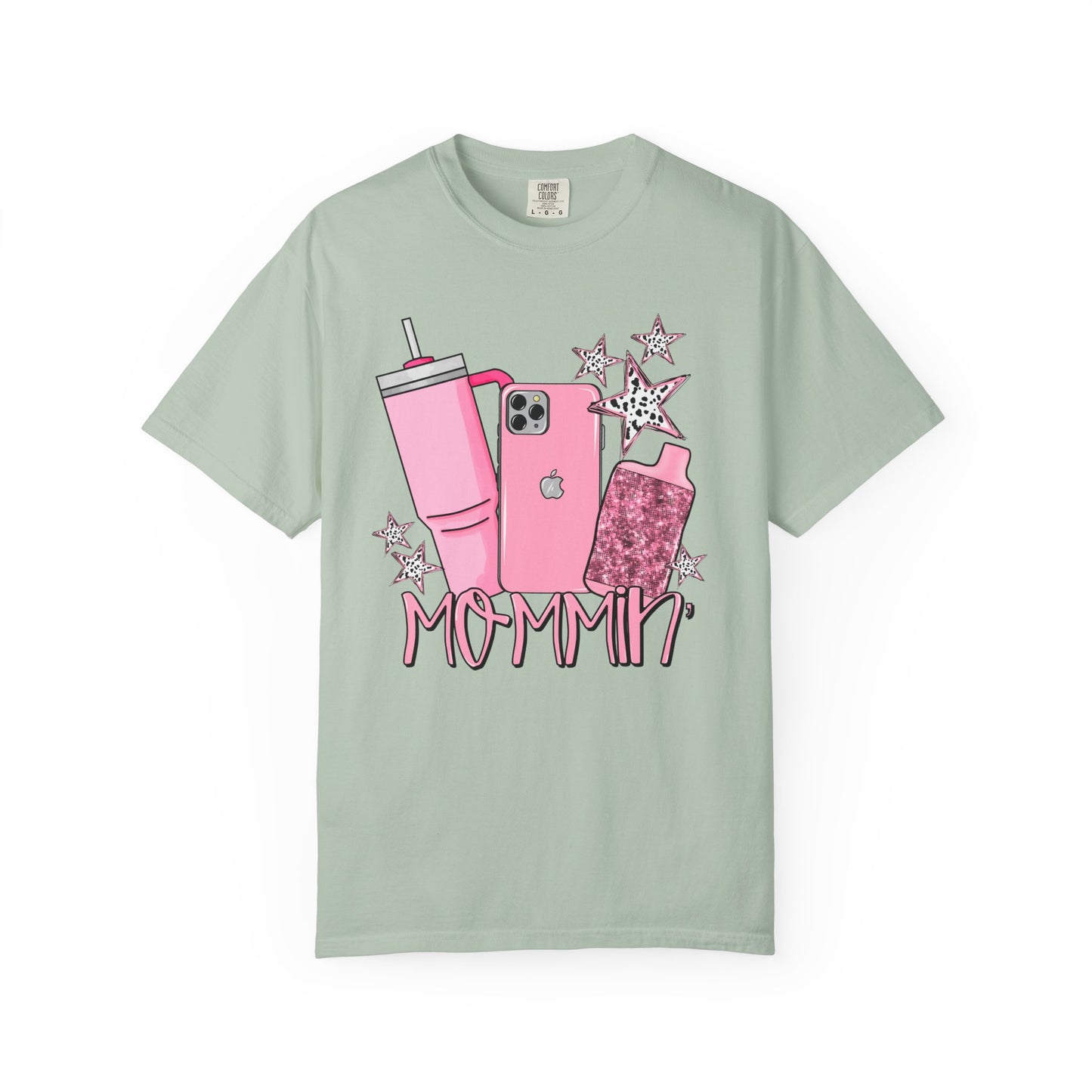 💖 “Mommin’ Ain’t Easy” Tee – Stanley in Hand, iPhone on Lock, and Vibes Only 💋