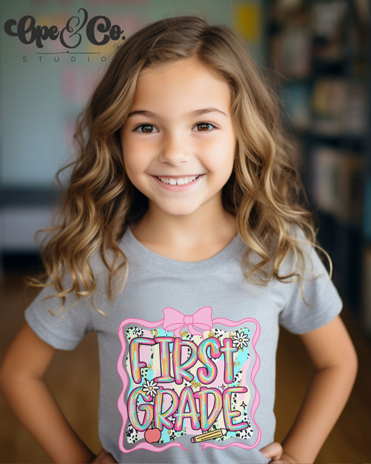 🎀 1st Grade First Day of School Shirt – Glitter Frame Girl Tee