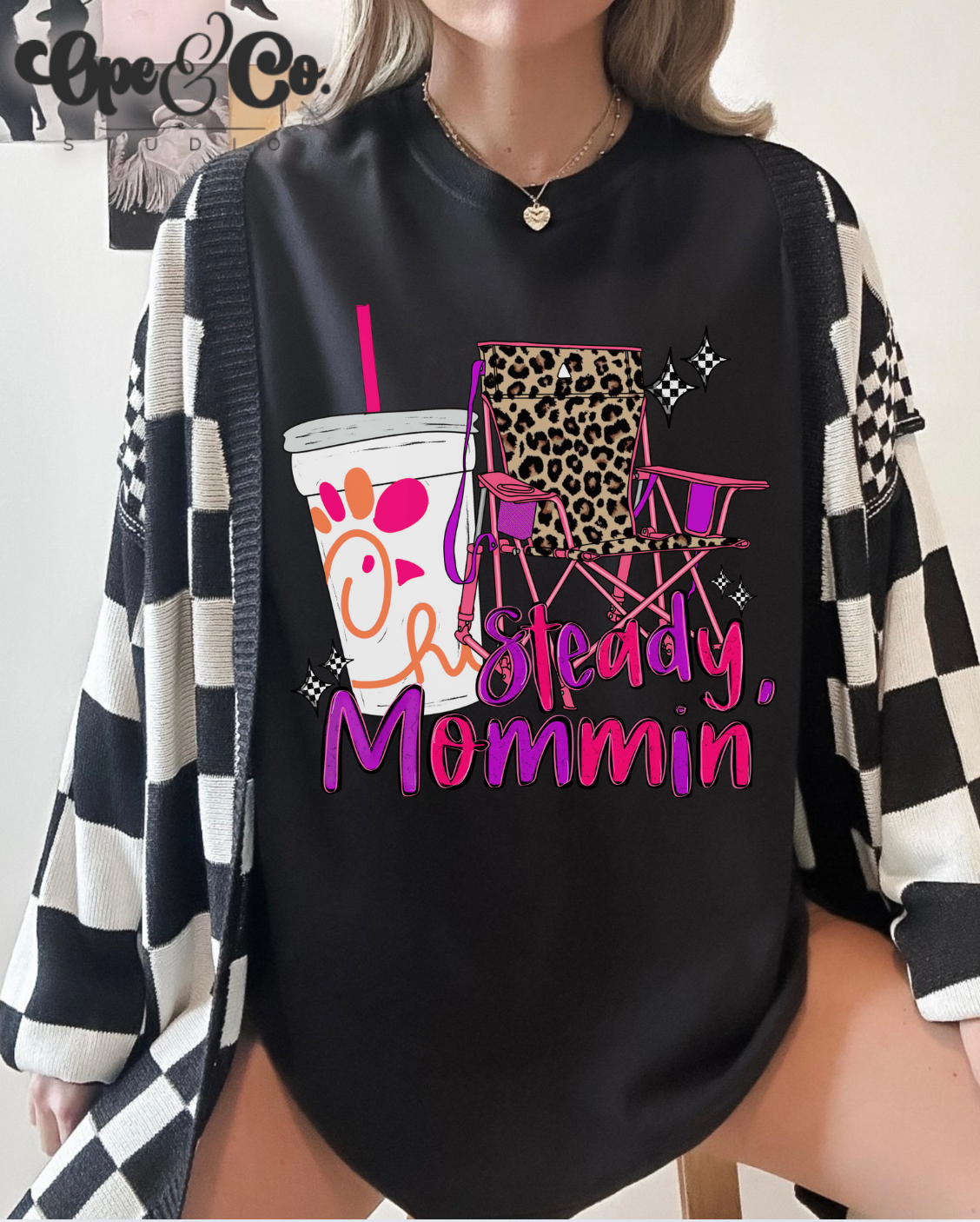 🪑 “Steady Mommin’” Tee – Leopard Chairs, Chick-fil-A & Chaos Served Cute ✨🍟