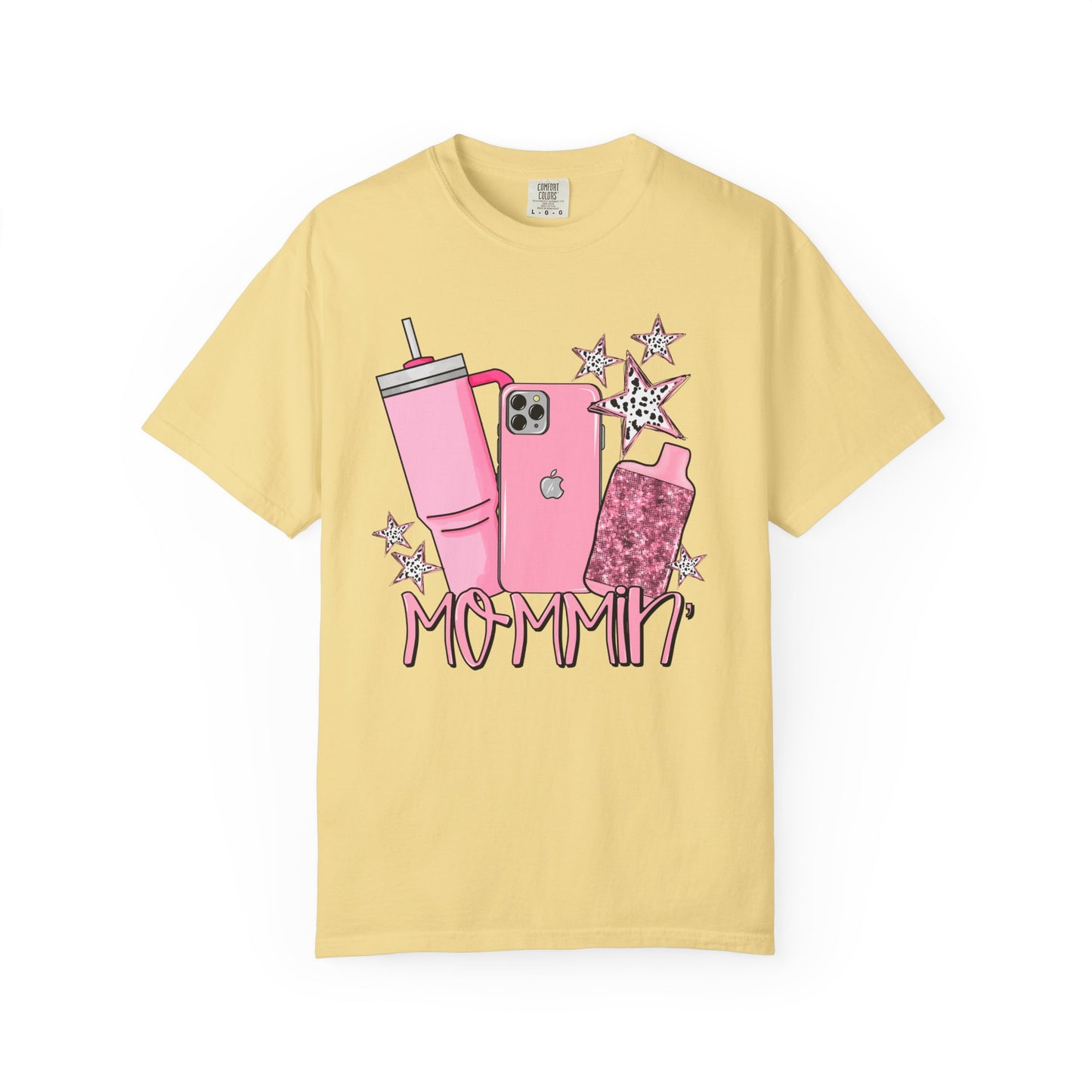 💖 “Mommin’ Ain’t Easy” Tee – Stanley in Hand, iPhone on Lock, and Vibes Only 💋